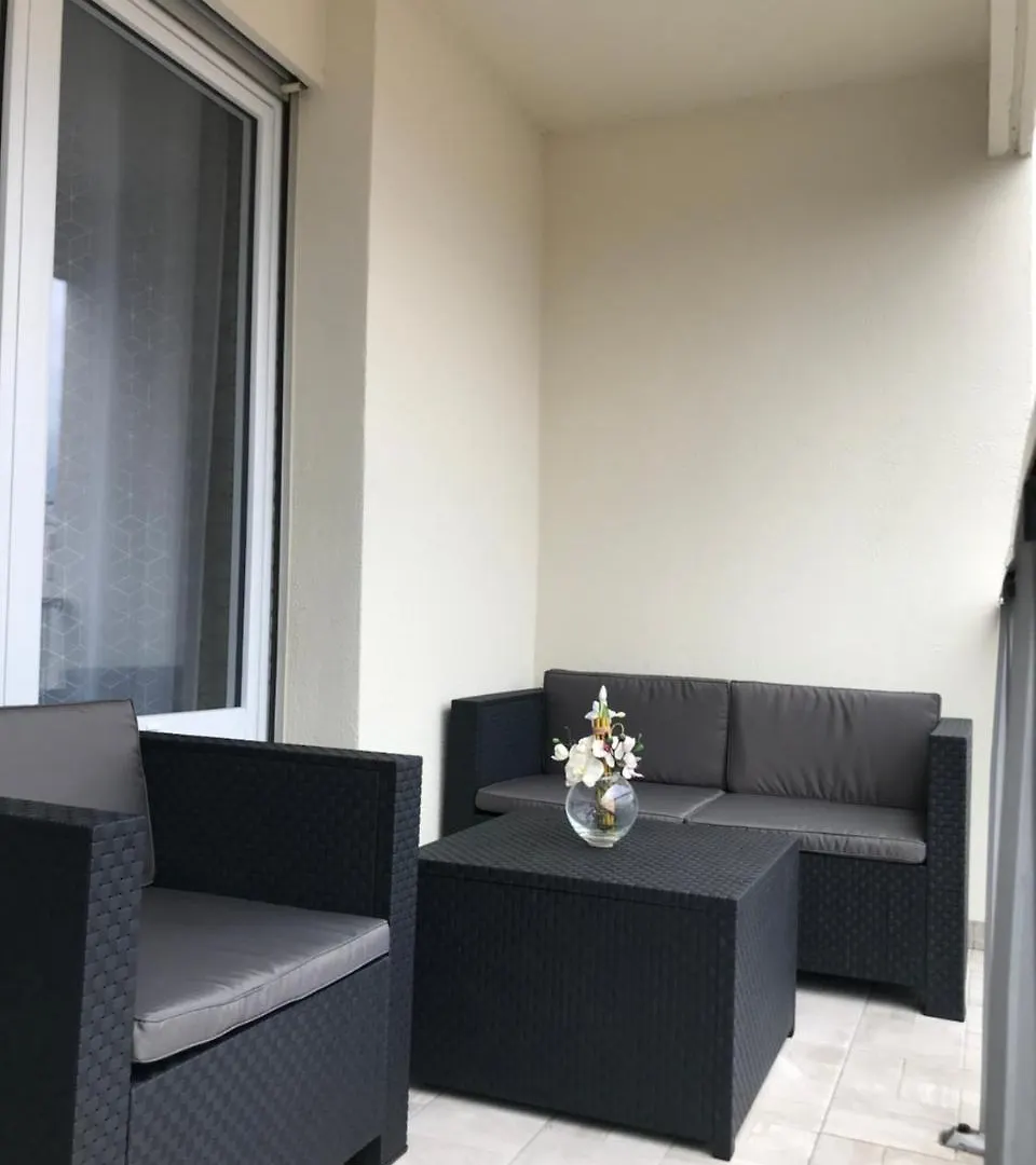 Roanne-Centre Appartement 0*, Roanne